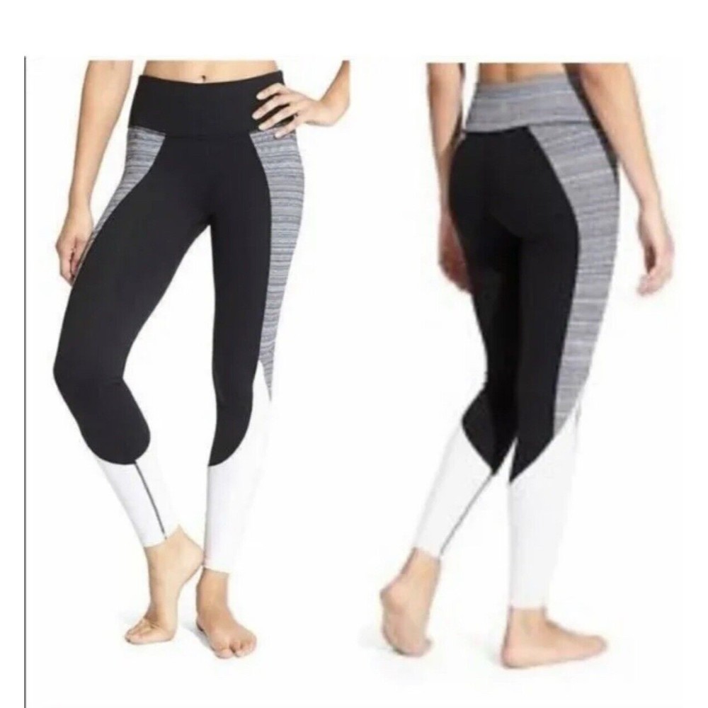 ATHLETA Flow Chaturanga Tights | EUC‎ Size Small Colorblock Black/White/Gray